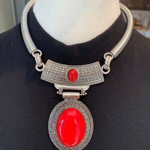necklace, choker, fashion jewellery, large red cabochon stone,intricate pattern